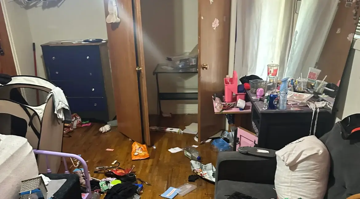 EZ Junk Hauling Estate Cleanout Service