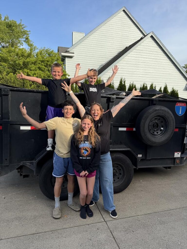 Family-owned junk removal in Salem, Oregon team with trailer